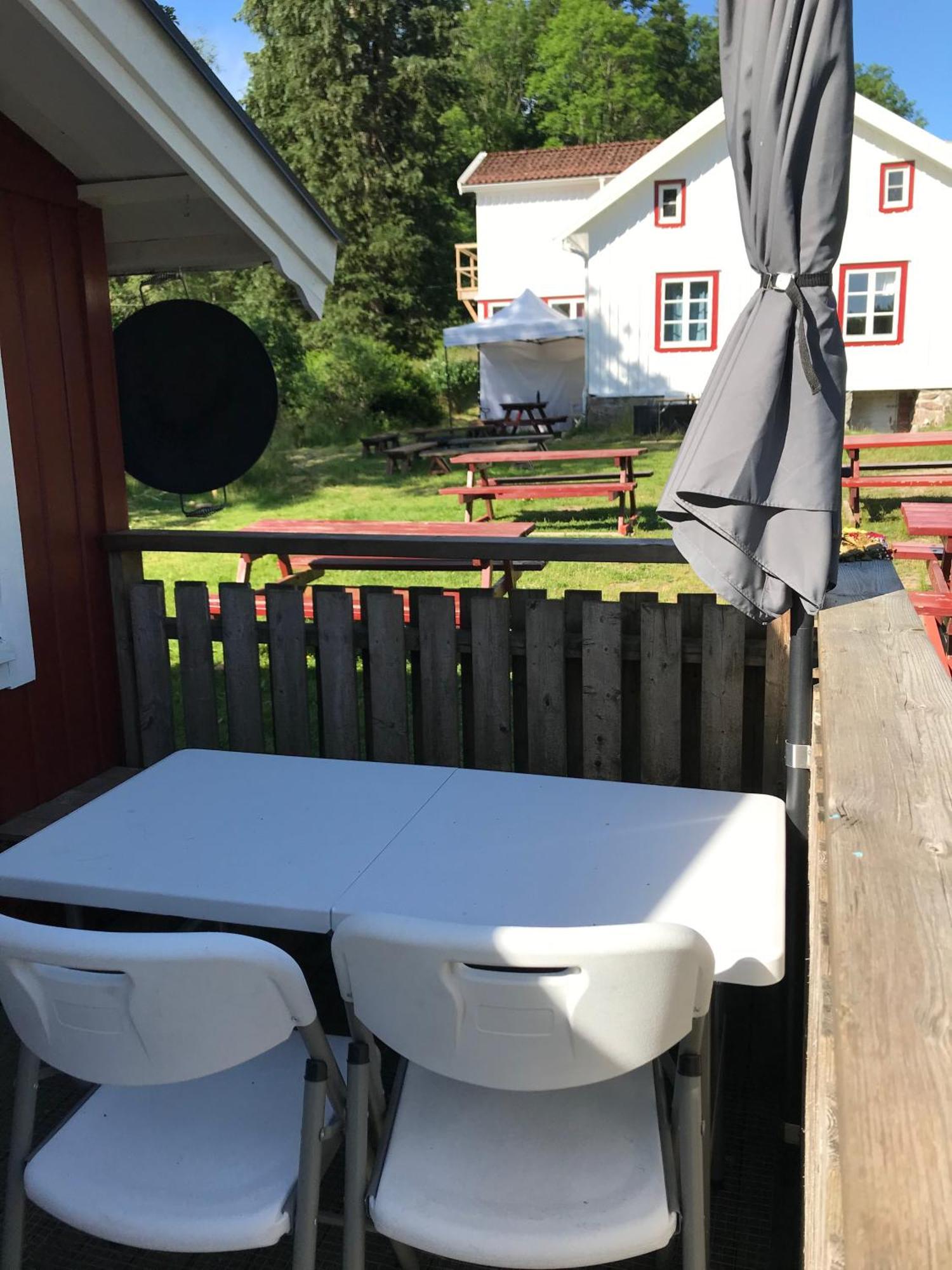 Bjoersjoeas Vildmark - Small Camping Cabin Close To Nature Olofstorp Esterno foto